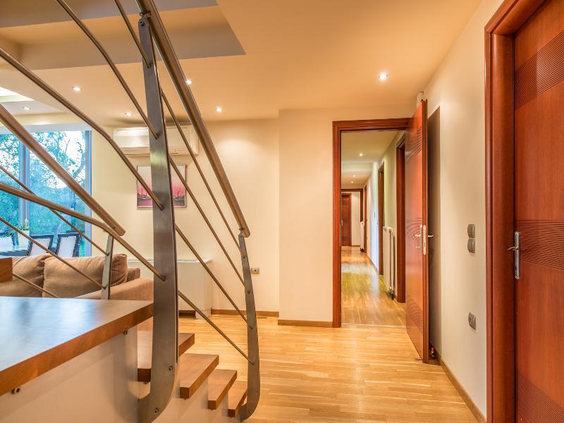 Astarte Villas - Istar Villa With Tennis Court Makhairádhon Exterior foto